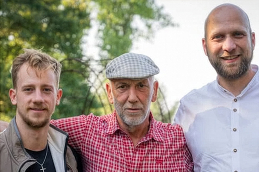 Allgäuer Wanderimkerei Team Allgäuer Wanderimkerei Team